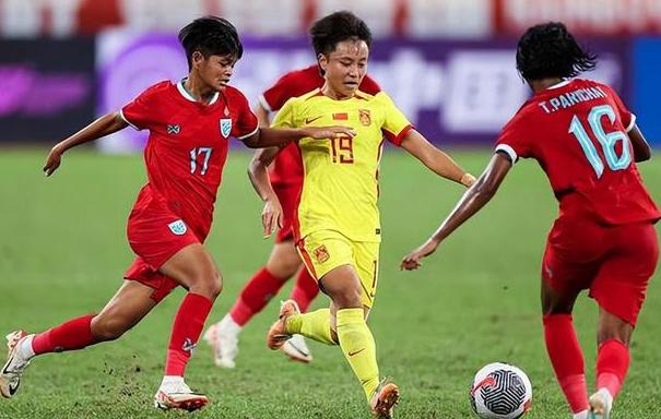 精英女足备战国际盛宴，力拼逆袭，勇夺桂冠的简单介绍